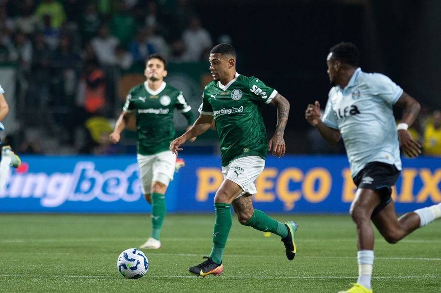 Partida entre Palmeiras e Grêmio pelo Brasileirão de Futebol