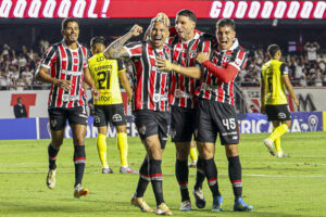 Entre golaços e dúvidas, São Paulo vence o O’Higgins no Morumbis mas ainda não convence