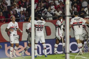 Partida entre São Paulo FC enfrenta Esporte Clube Juventude pela Copa do Brasil