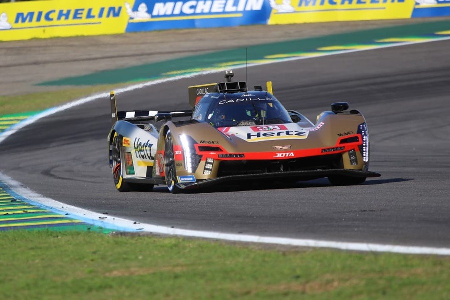 wec-carro-12-02