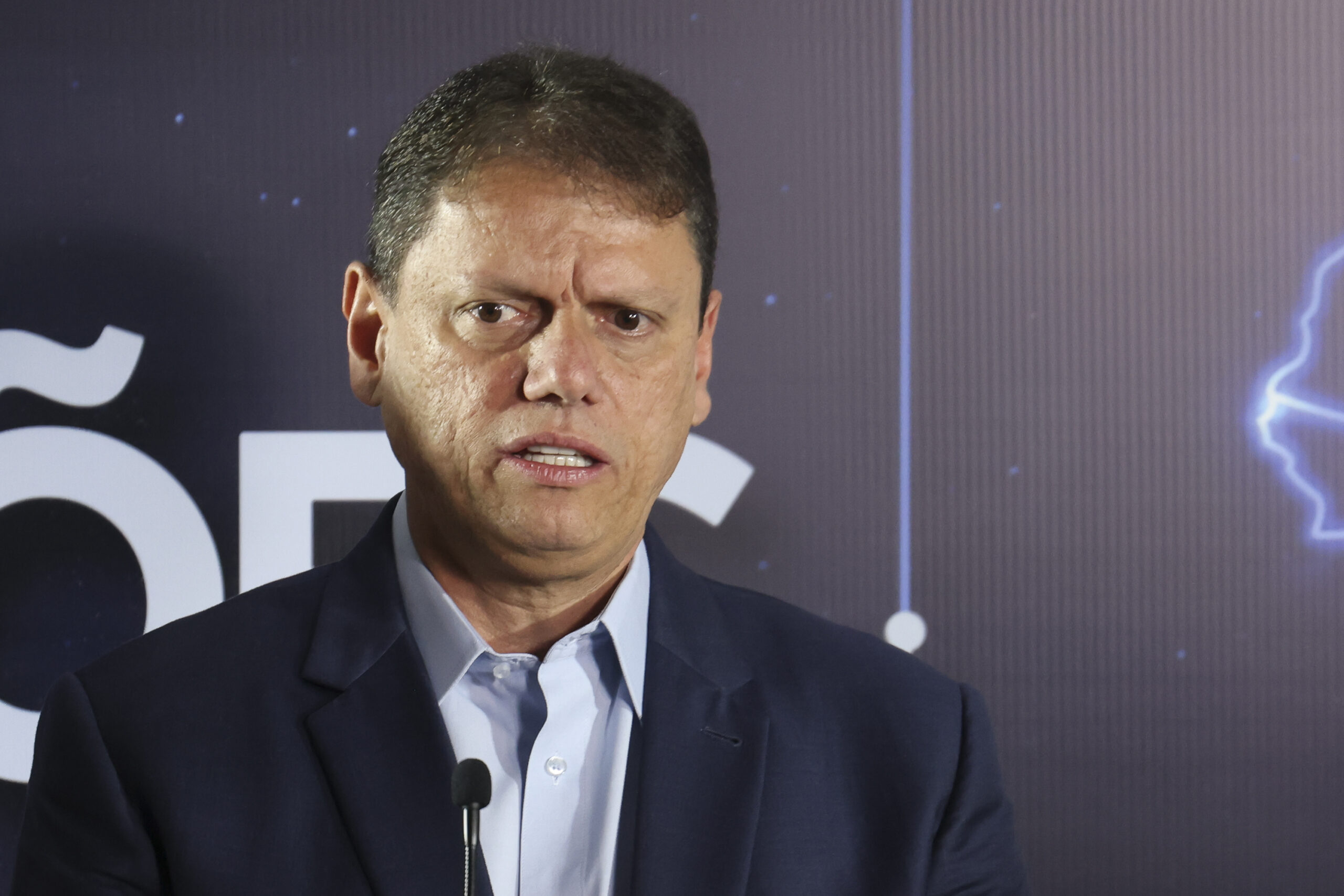 📸 Foto: Leco Viana / TheNews2 | Esta é uma notícia sobre: Tarcísio de Freitas cheg