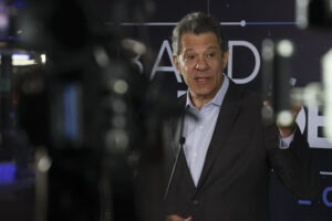 SÃO PAULO (SP), 09/08/2026 – ELEIÇÕES 2026/DEBATE/BAND/GOVERNO DE SP – O candidato ao Governo de São Paulo Fernando Haddad (PT) chega à sede da Band,