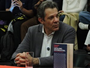 São Paulo (SP), 11/08/2026 - POLÍTICA/ELEIÇÕES/GOVERNO/SP - O candidato ao governo de São Paulo Fernando Haddad ministra aula-magna sobre seu livro Ca