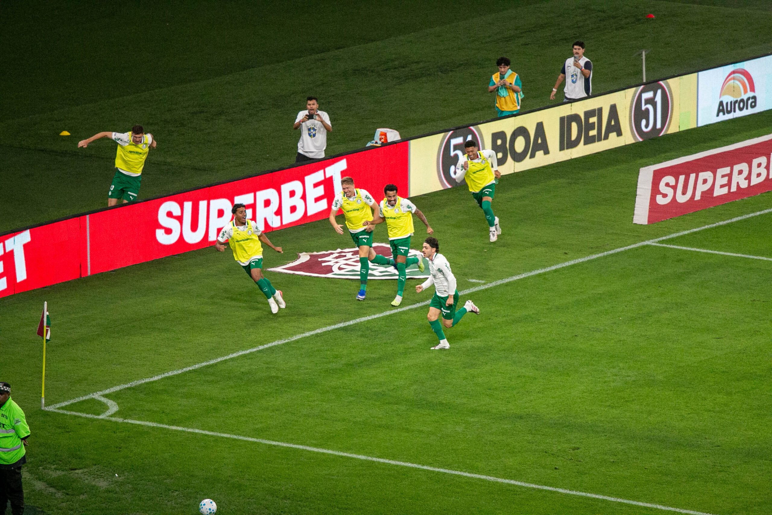 📸 Foto: Lucas Simonin Gomes / TheNews2 | Fluminense e Palmeiras medem forças no Maracanã em duelo decisivo pela vigésima terceira rodada do Brasileirão