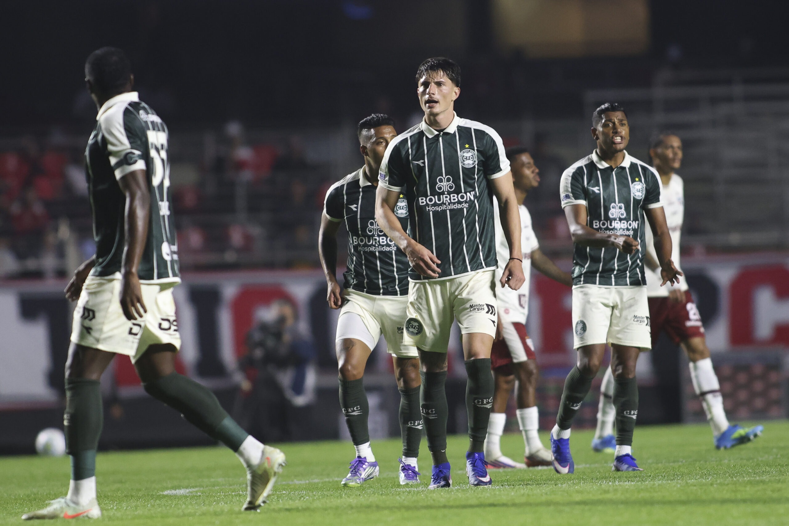📸 Foto: Leco Viana / TheNews2 | São Paulo e Coritiba duelam no Morumbis em confronto decisivo pela vigésima terceira rodada do Brasileirão 2026