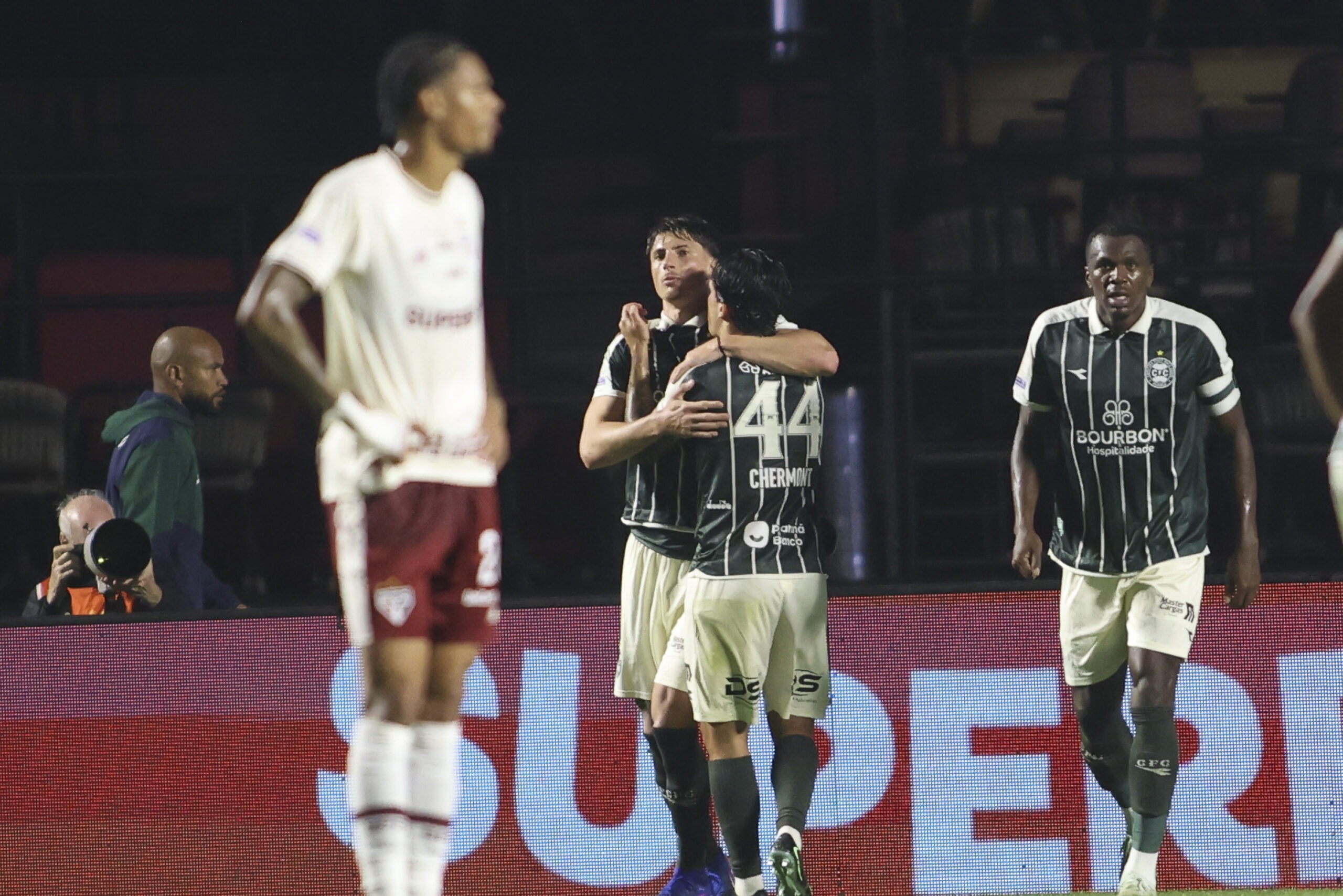 📸 Foto: Leco Viana / TheNews2 | São Paulo e Coritiba duelam no Morumbis em confronto decisivo pela vigésima terceira rodada do Brasileirão 2026
