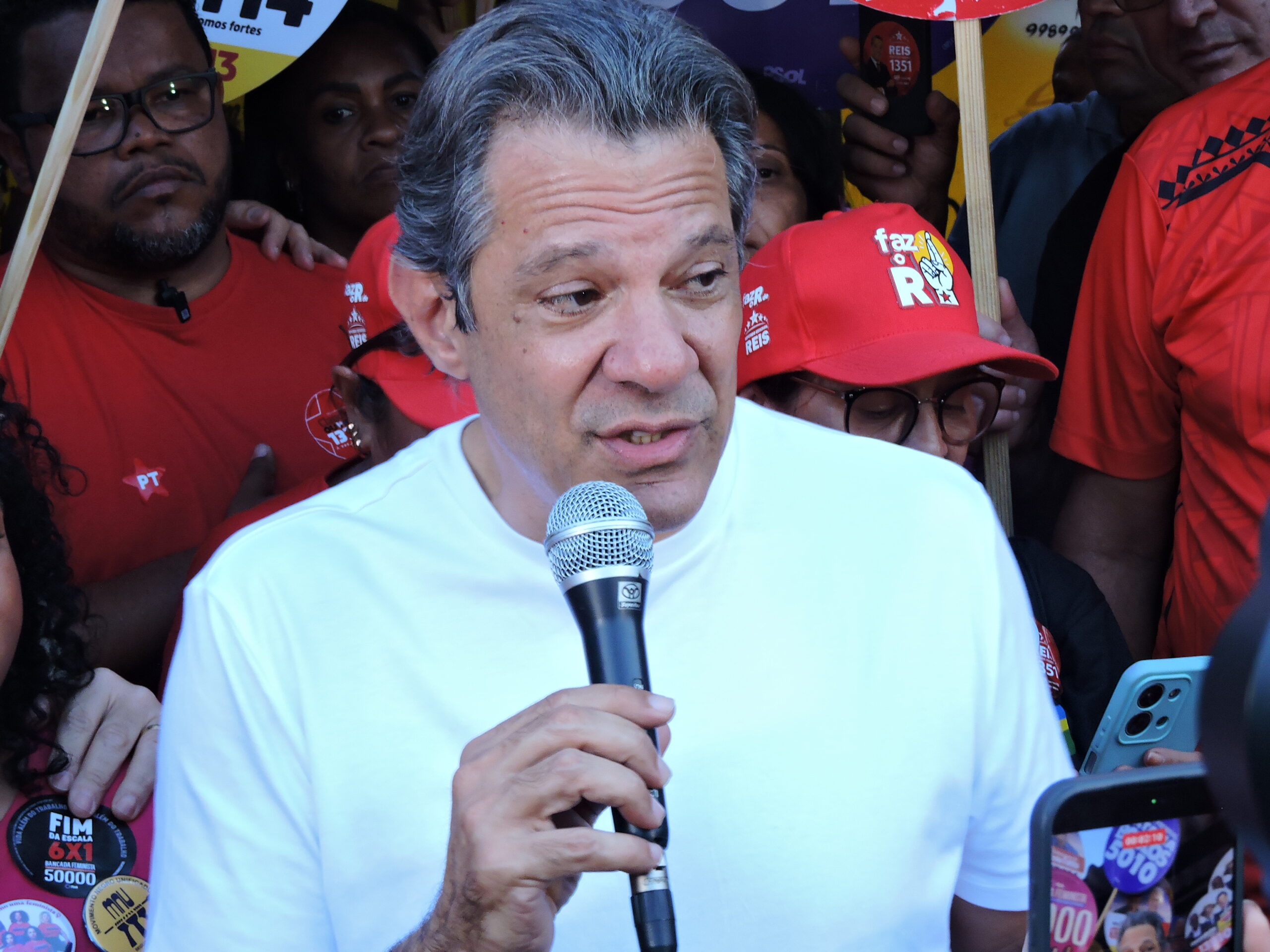📸 Foto: Leandro Chemalle / TheNews2 | Fernando Haddad intensifica campanha ao governo de São Paulo com caminhada no Capão Redondo