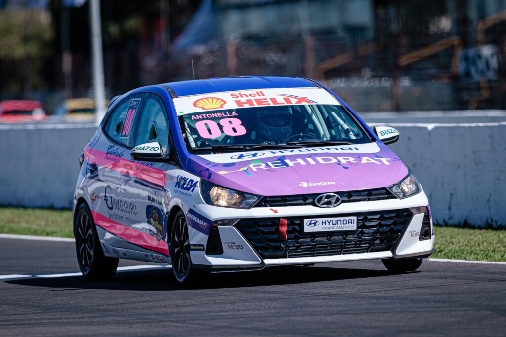 Copa Hyundai HB20 abre treinos livres no Autódromo Internacional Ayrton Senna em Londrina