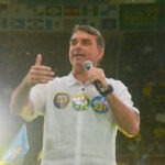 Flávio Bolsonaro e Douglas Ruas oficializam candidaturas em grande mobilização do PL no Maracanãzinho