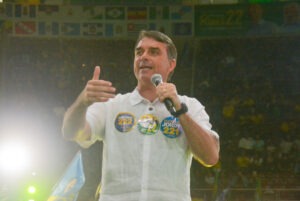 Flávio Bolsonaro e Douglas Ruas oficializam candidaturas em grande mobilização do PL no Maracanãzinho