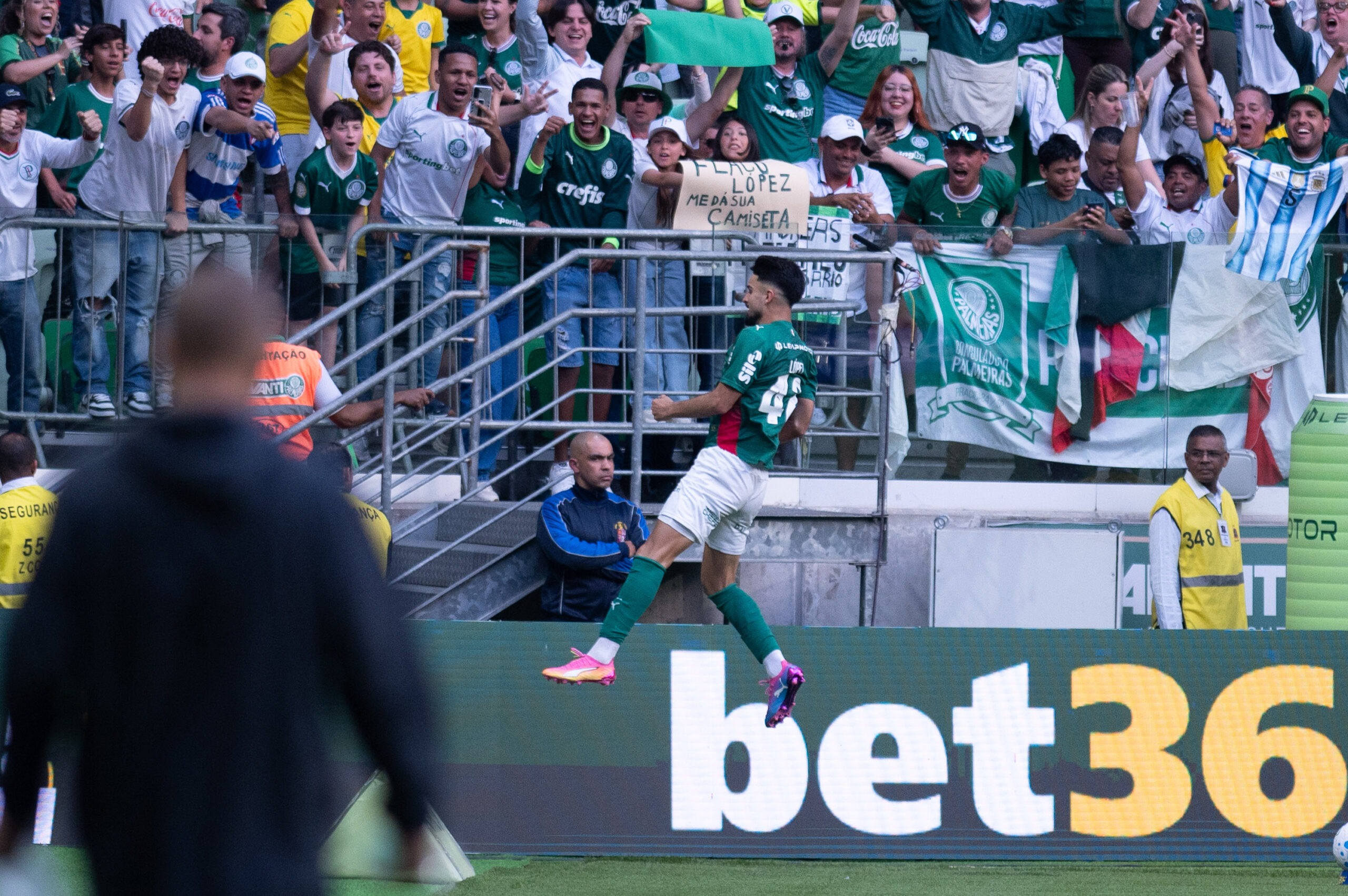 📸 Foto: Ronaldo Barreto / TheNews2 | Palmeiras e Vasco da Gama medem forças em São Paulo em confronto decisivo pelo Campeonato Brasileiro