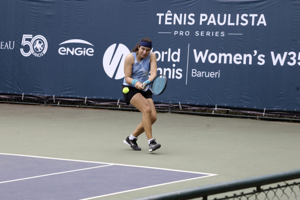 Russa Alisia Danilova supera brasileira Catarina Melleiro na estreia do ITF W35 de Barueri