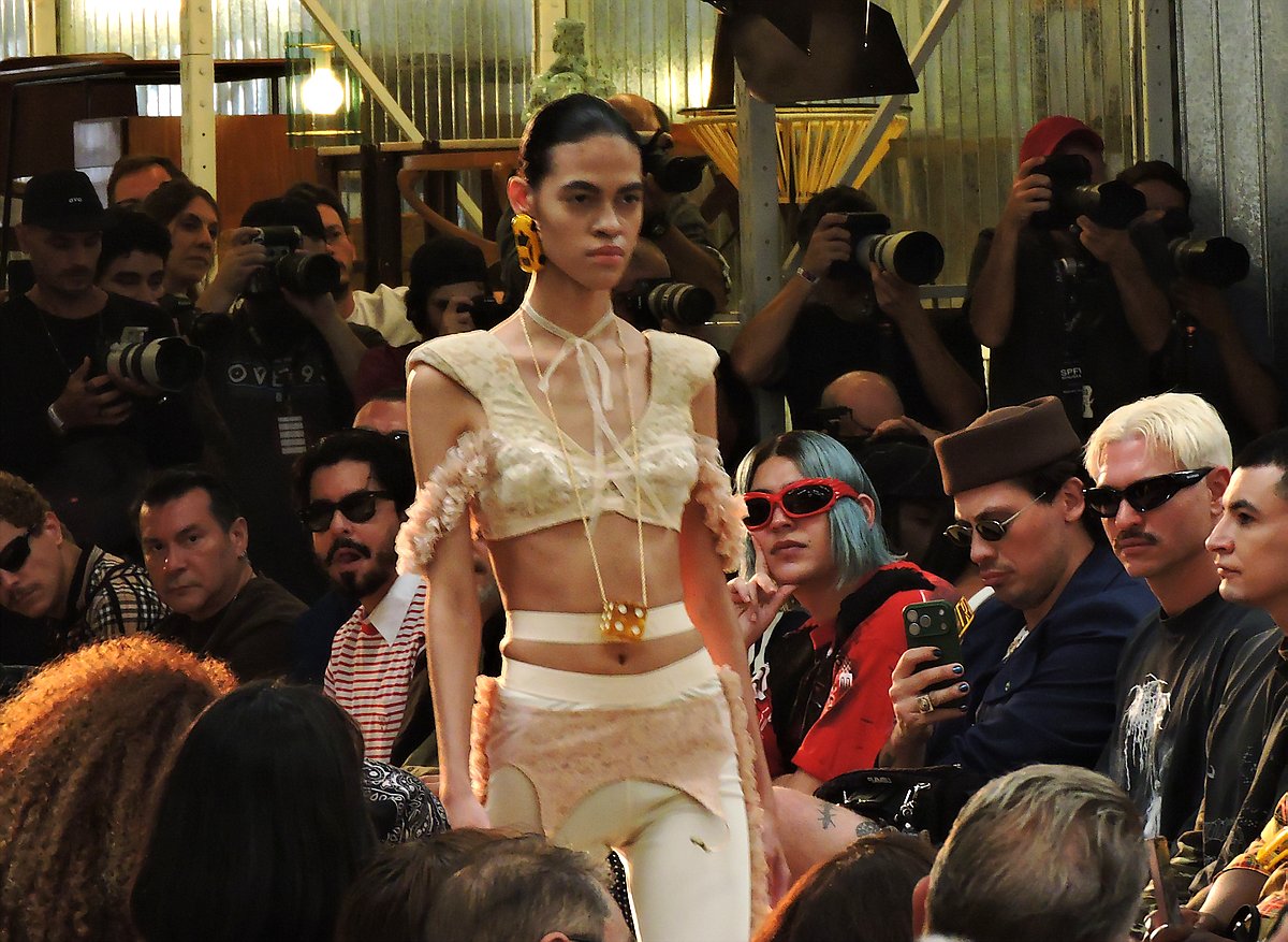 UÓ acelera na SPFW entre lingerie vintage e referências às pistas